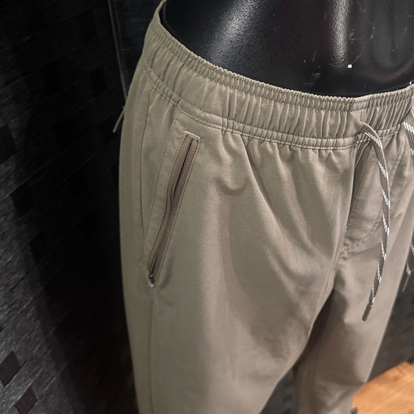 L.L.Bean Men’s Multi Sport Pants Sz - Picture 5 of 10